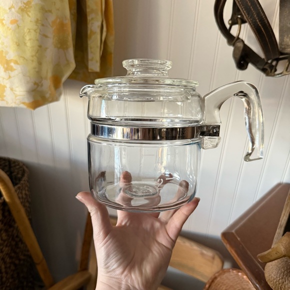 Vintage Pyrex Tea/Coffee Pot - Picture 1 of 1